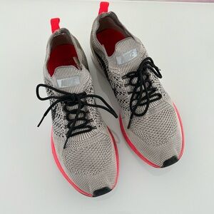 NIKE Air barely worn US 10 women’s